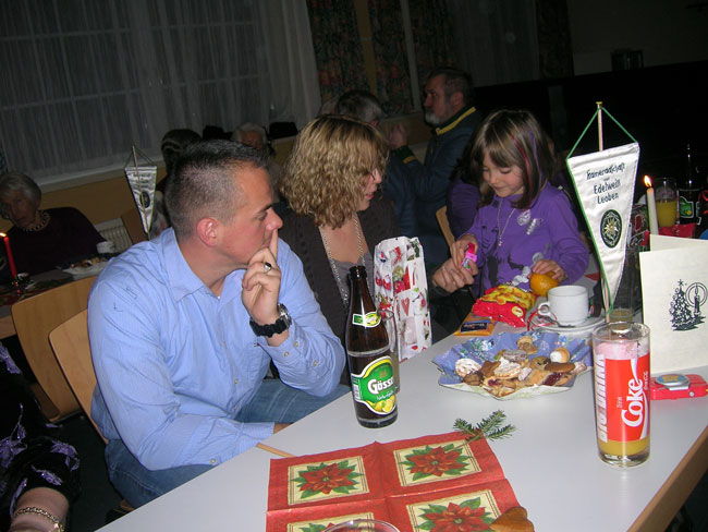 Kamerad DEBEVEC mit Familie.jpg